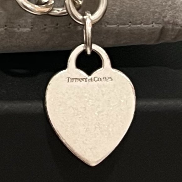 Tiffany & Co. (C. 1990) Vintage Sterling Silver Heart Charm Bracelet-Preowned - Picture 4 of 5